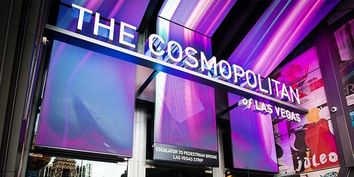 ผู้หญิงจากแคลิฟอร์เนียชนะคดีความผิดต่อเพจ The Cosmopolitan